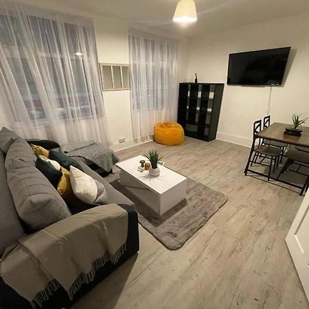 Comfy 2 Bedroom On Tower Bridge London Eksteriør billede